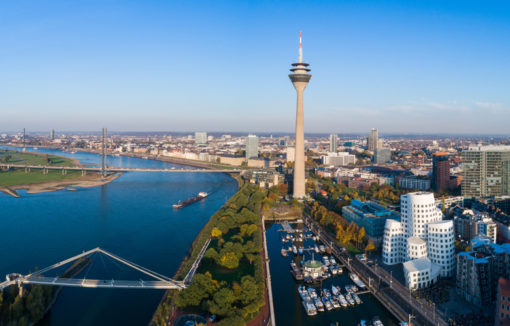 Skyline Düsseldorf und Medienhafen