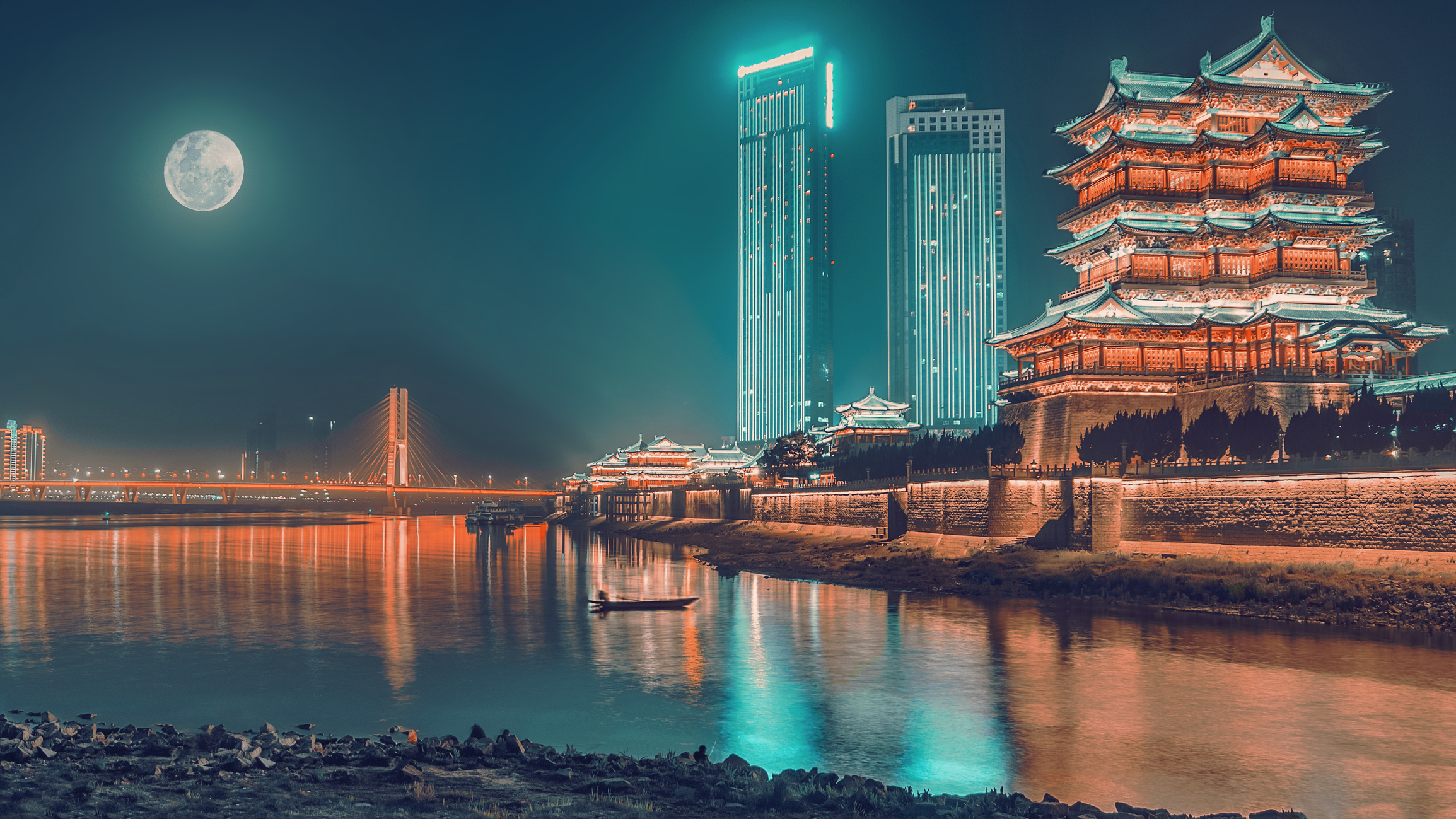 Auf dem Mittherbstfest, Pavillon von Prinz Teng und der Brücke hinüber zum Jangtse Fluss unter dem Mond in der Nacht, chinesisches Trainingsfestival und Gebäude