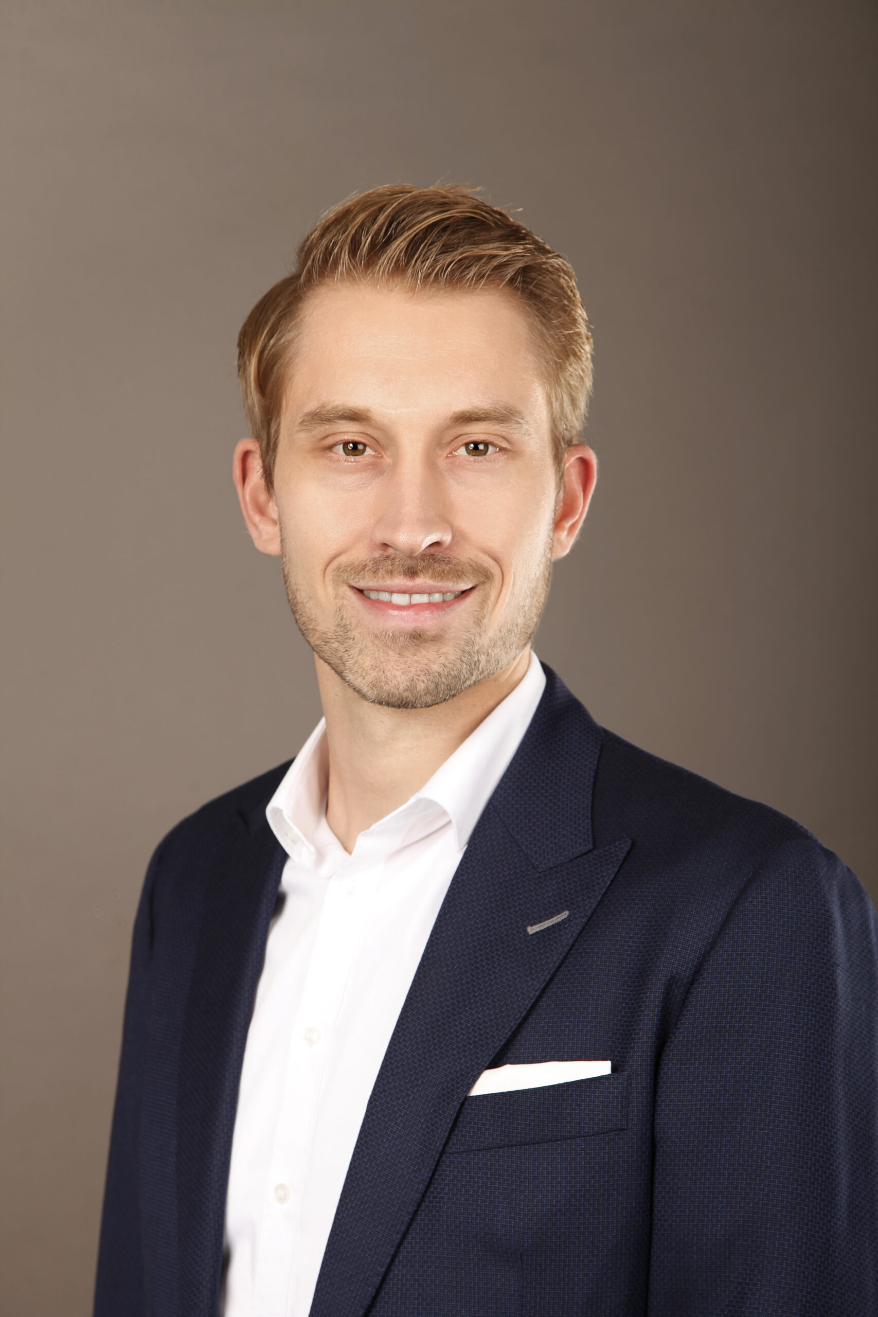 Lukas Baral